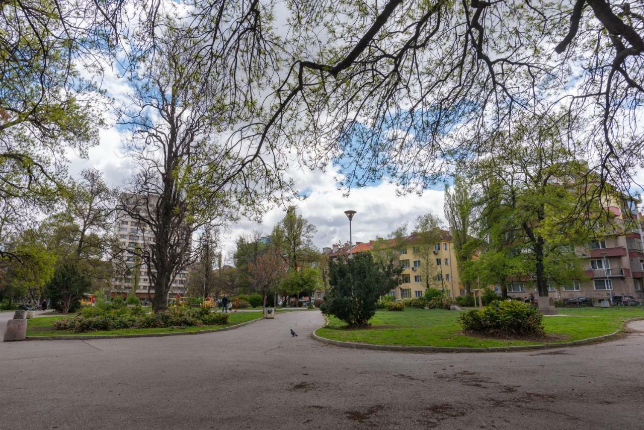 Comfort.Chic.Charming Apt With Terrace Near Ndk Sófia Exterior foto