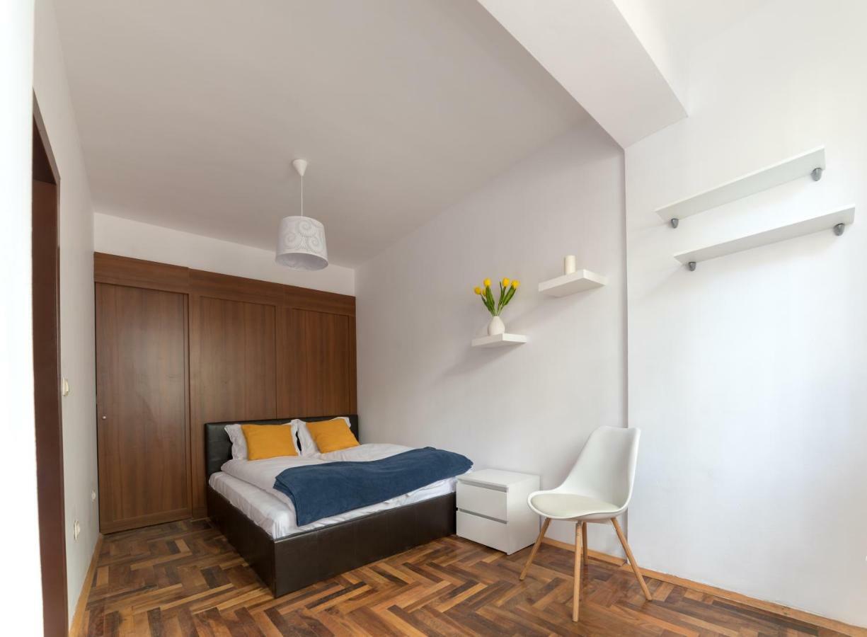 Comfort.Chic.Charming Apt With Terrace Near Ndk Sófia Exterior foto